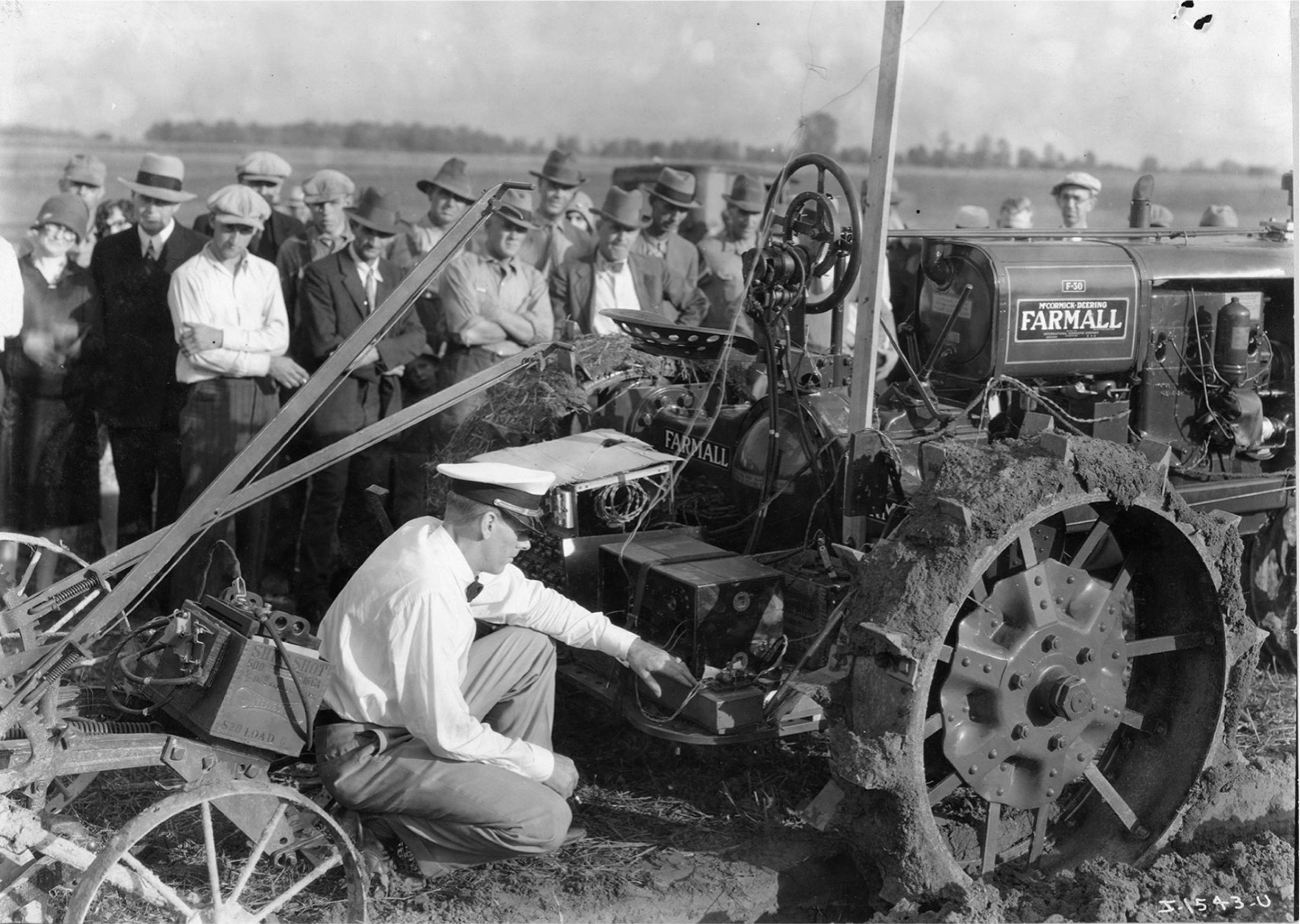 Image: A radio-controlled Farmall F-30 Tractor